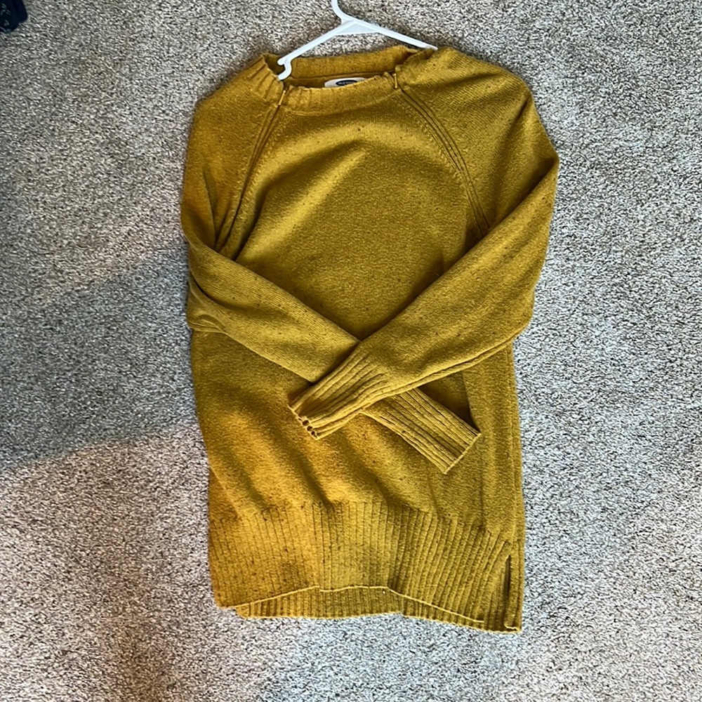 Mustard Old navy Size small nursing sweater